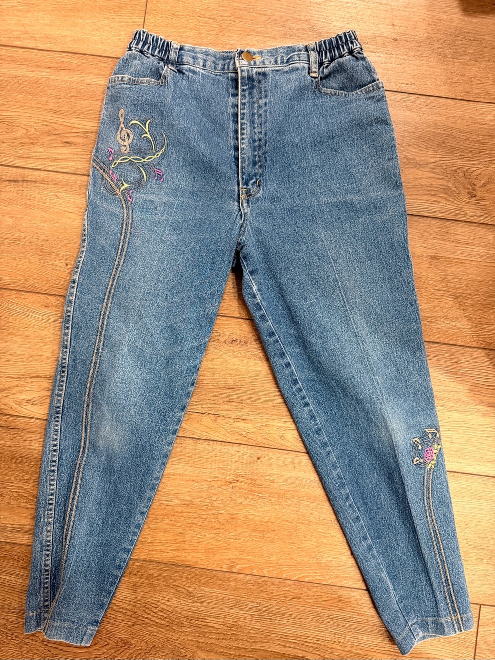 High-Rise Blue Embroidered Music Note Women's Jeans 0501